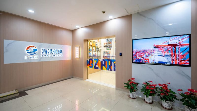 直播代运营费用主要包括以下几个方面：